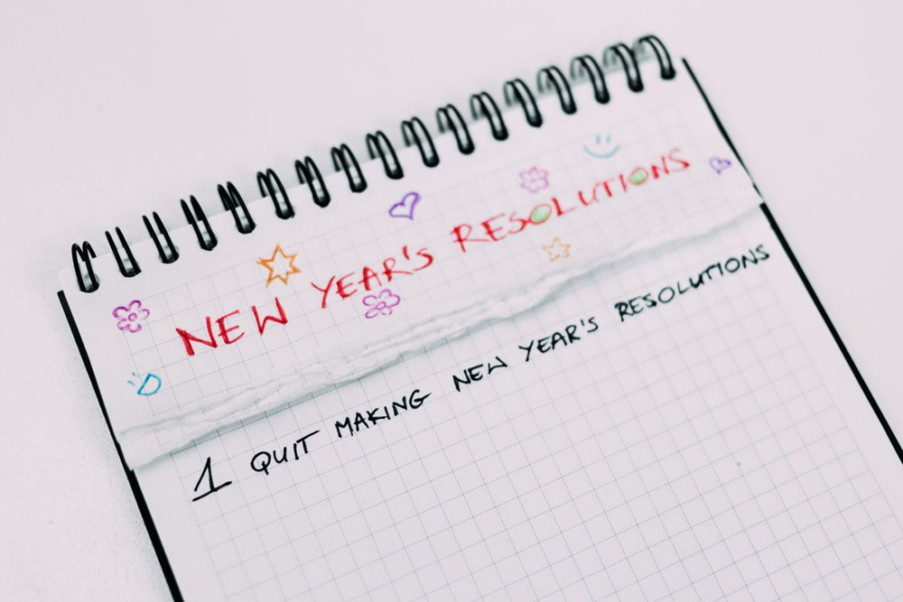 New year's resolutions on a notebloc.